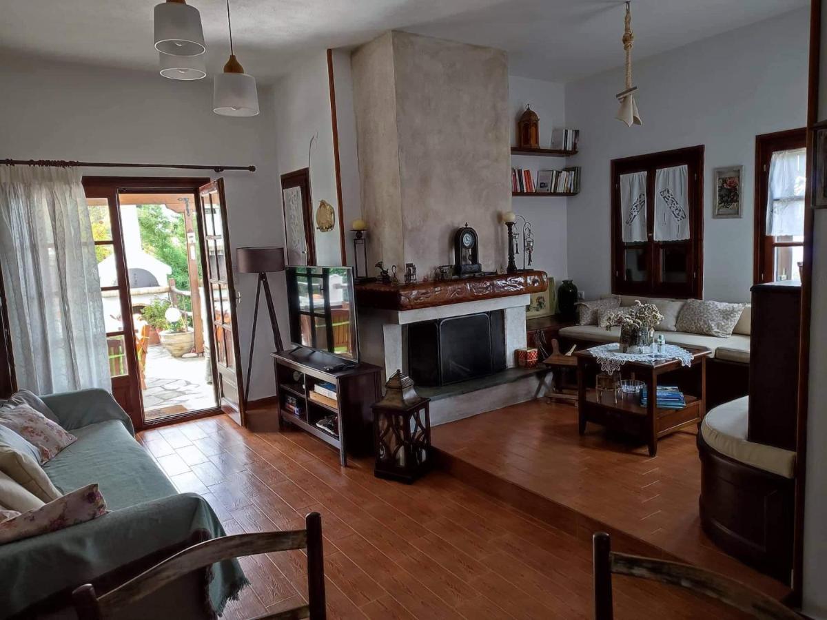 פורטאריה Petrichor Houses חדר תמונה