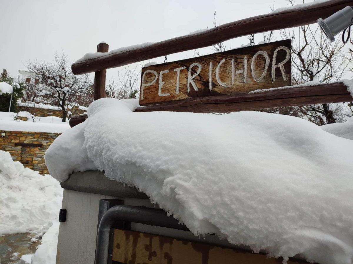 פורטאריה Petrichor Houses מראה חיצוני תמונה